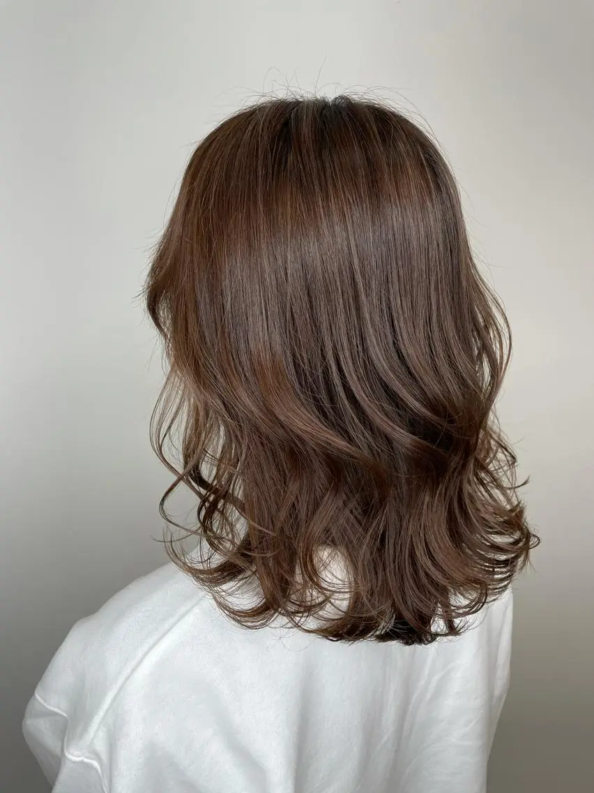 ミディアム 手島 カミラのヘアスタイル