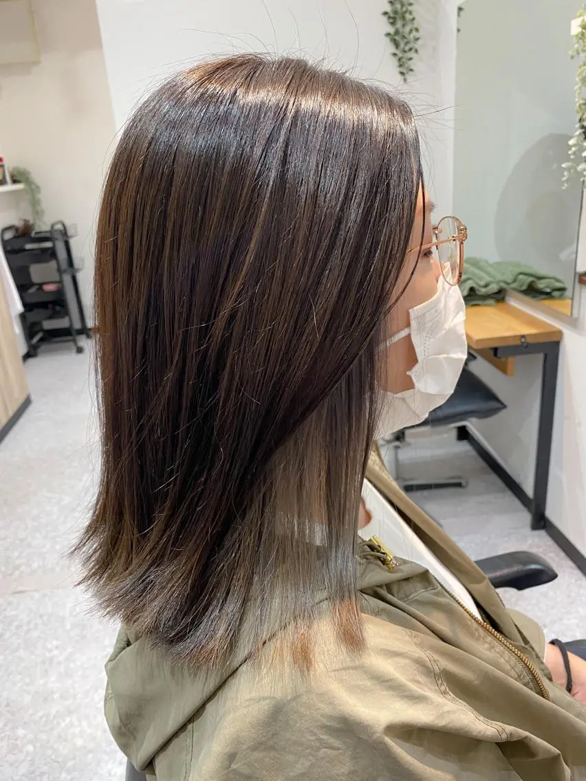 ミディアム カラー シルバー ヘアカラー 【透明感、艶髪】西村 有司のヘアスタイル