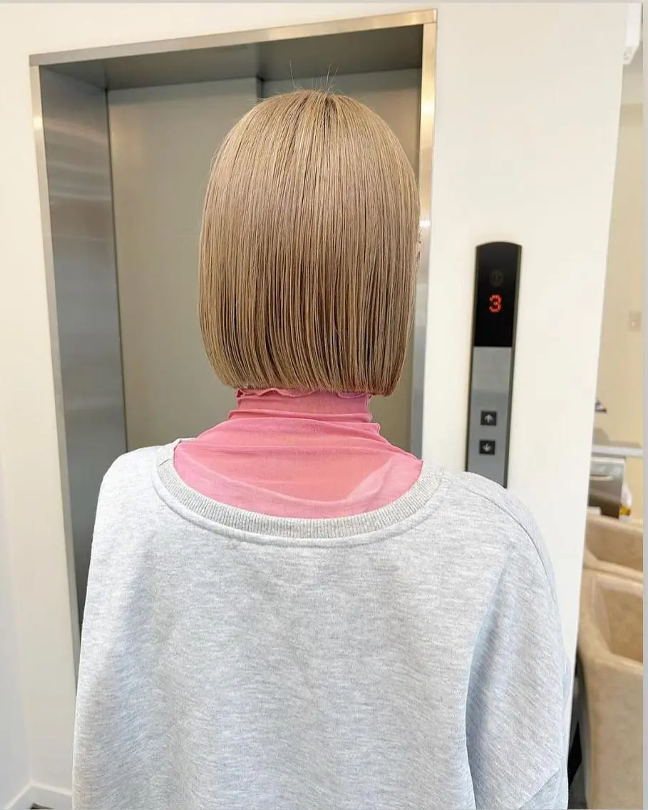セミロング ヘアカラー アヴァンスクロス あべのルシアス店のヘアスタイル