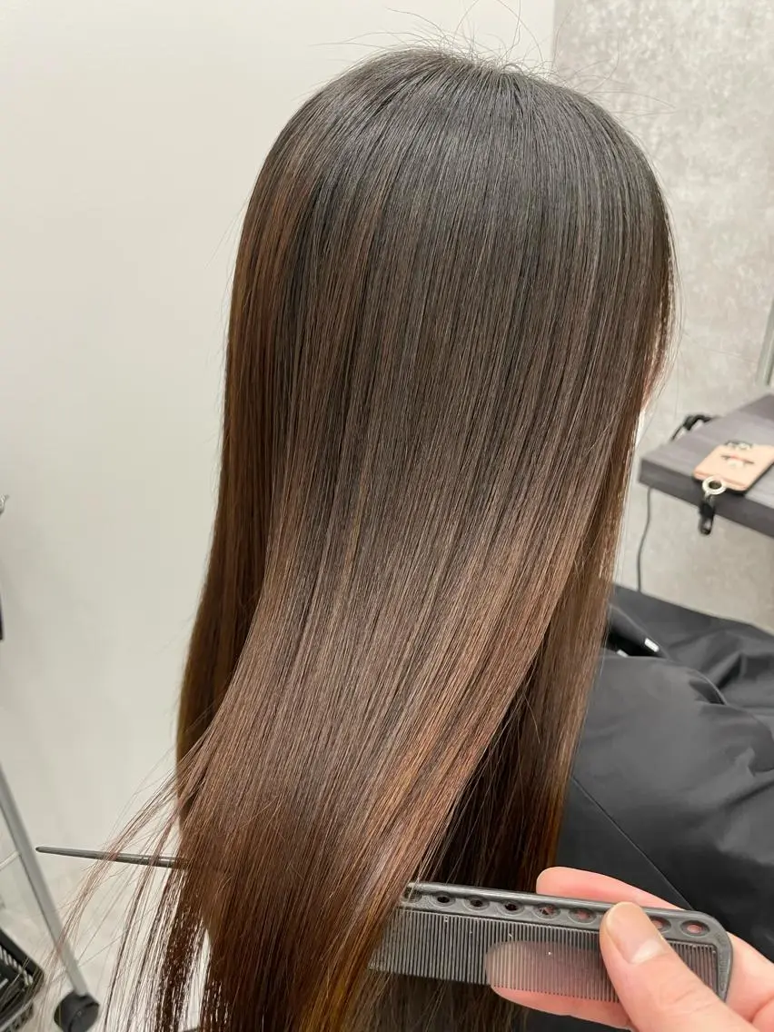 ロング カット 縮毛矯正 トリートメント 佐々木 達也のヘアスタイル