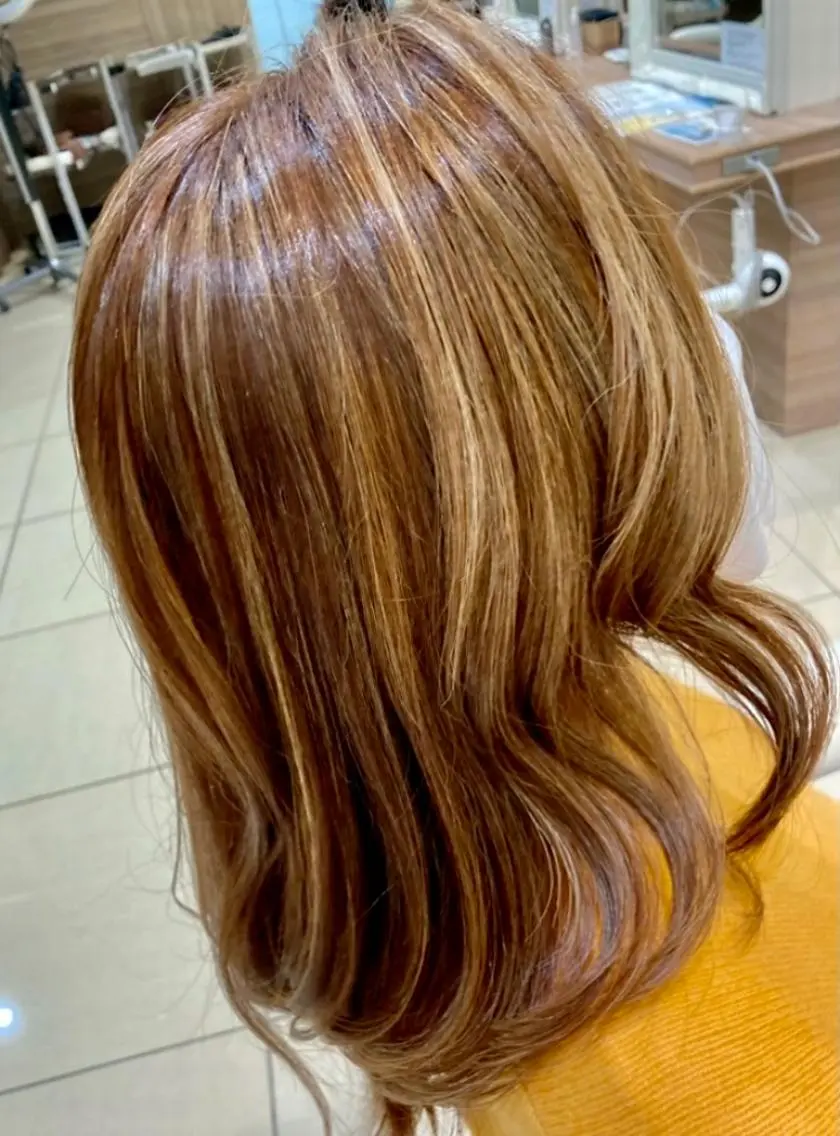 ロング カラー ベージュカラー ダブルカラー ハイライトカラー オレンジ オレンジベージュ 似合わせカラーリスト 佐竹 舞🌼のヘアスタイル