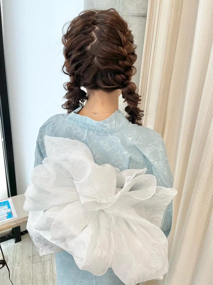 ロング カラー ヘアアレンジ 浴衣 着付け サソウ ユリエ🥥のヘアスタイル