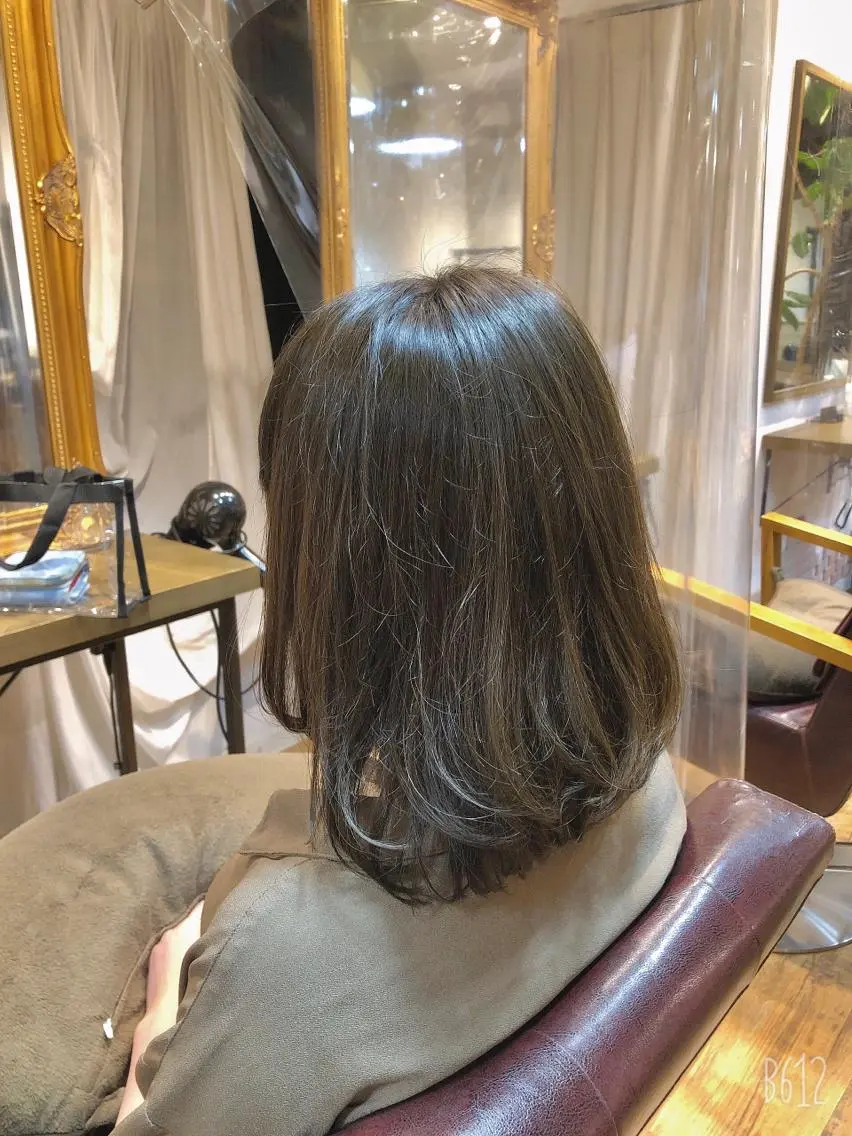 セミロング カラー グレージュ オリーブグレージュ オリーブグレー 💖透明感カラー💖 mayukoのヘアスタイル