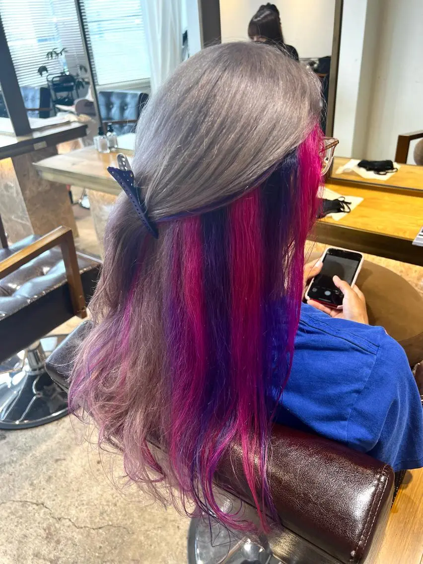 セミロング ツートーンカラー ヘアカラー トリートメント ニイムラ ミキのヘアスタイル