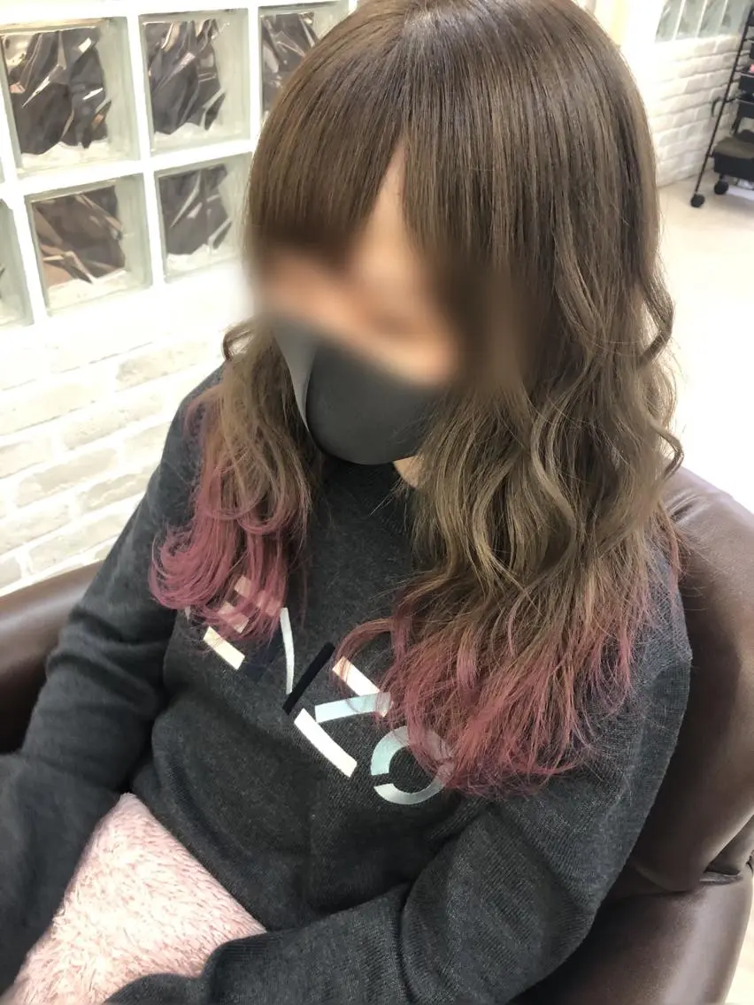 ロング カラー アッシュ ピンクカラー Aujua ソムリエ 勝又舞夏のヘアスタイル