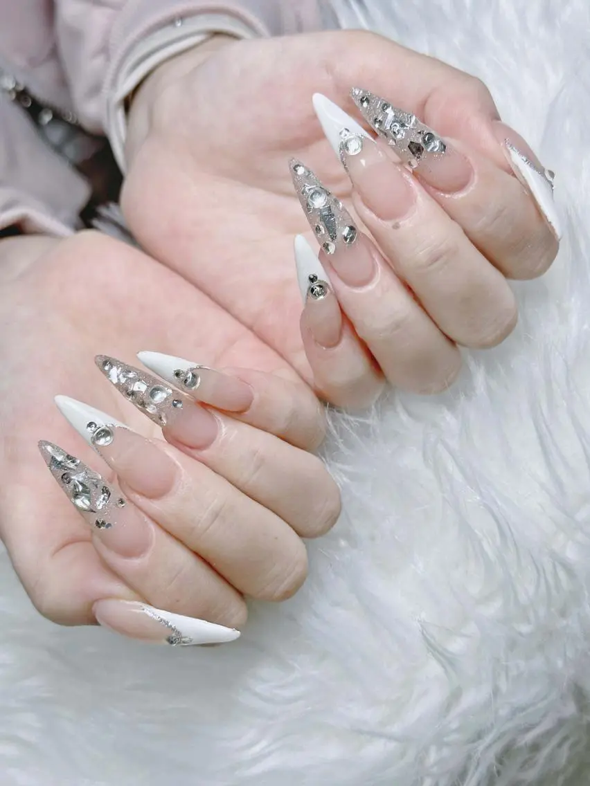 ネイル フレンチネイル ジェルネイル ハロウィン 韓国ネイル マグネットネイル ハンドネイル H.baby Nail Salonのネイルデザイン