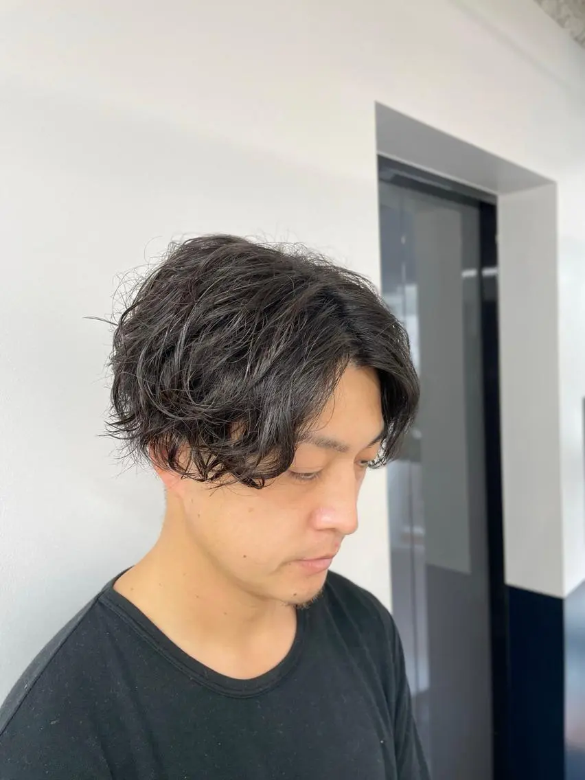 ミディアム パーマ メンズ ミディアムパーマ メンズパーマ スパイラルパーマ カット パーマ 銀座メンズカット/ 銀座メンズパーマ/のヘアスタイル