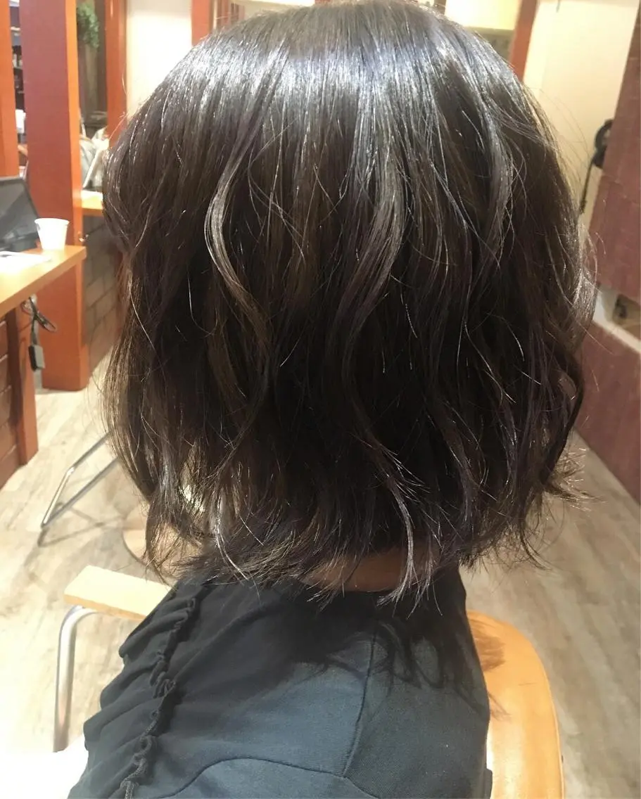 ミディアム アッシュ トリートメント 宮下 浩一のヘアスタイル