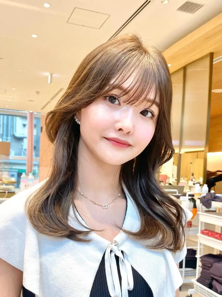 セミロング カット ヘアカラー トリートメント 韓国くびれレイヤー 🇰🇷はづきのヘアスタイル