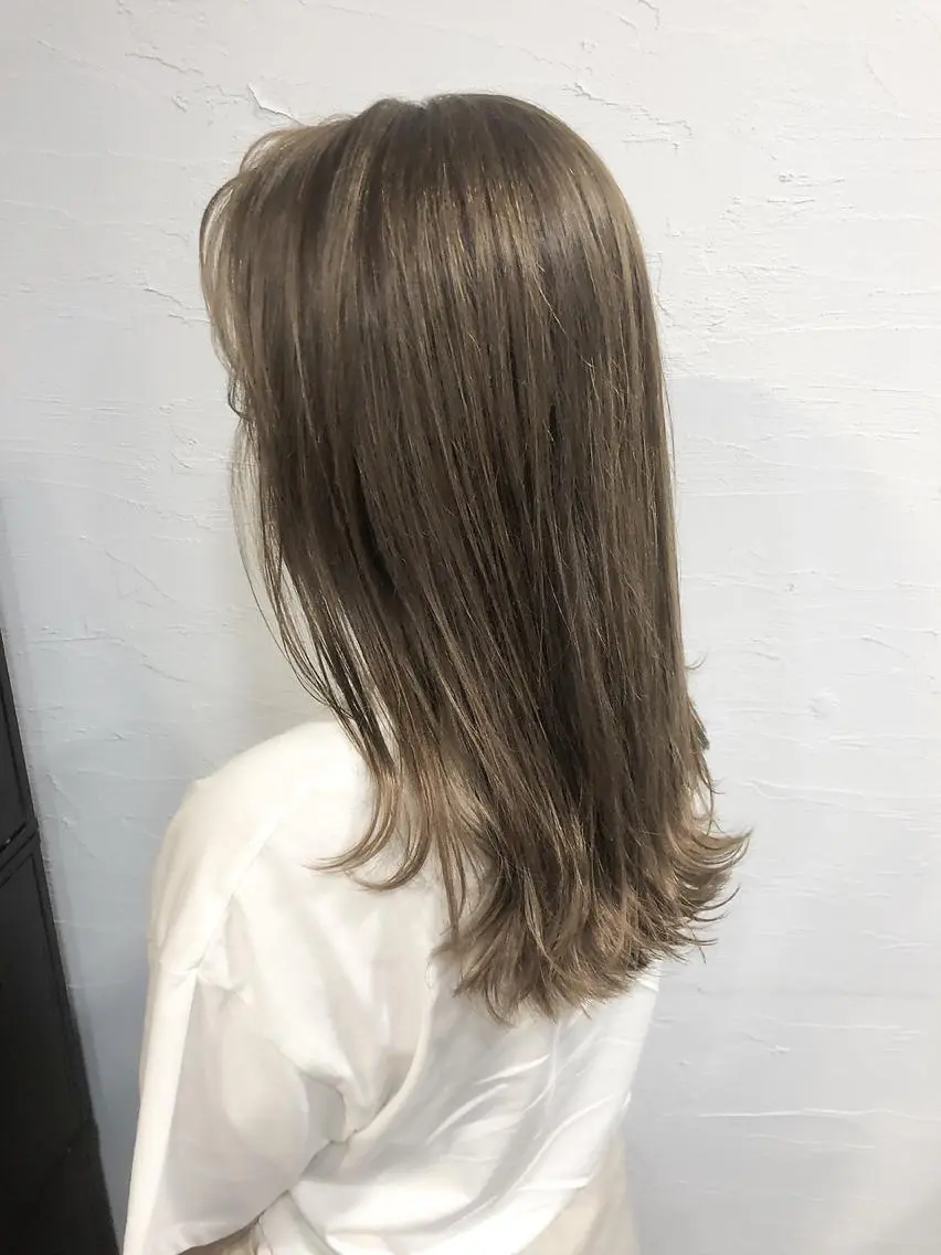 セミロング カット ヘアカラー トリートメント シンタニナオト /梅田茶屋町のヘアスタイル