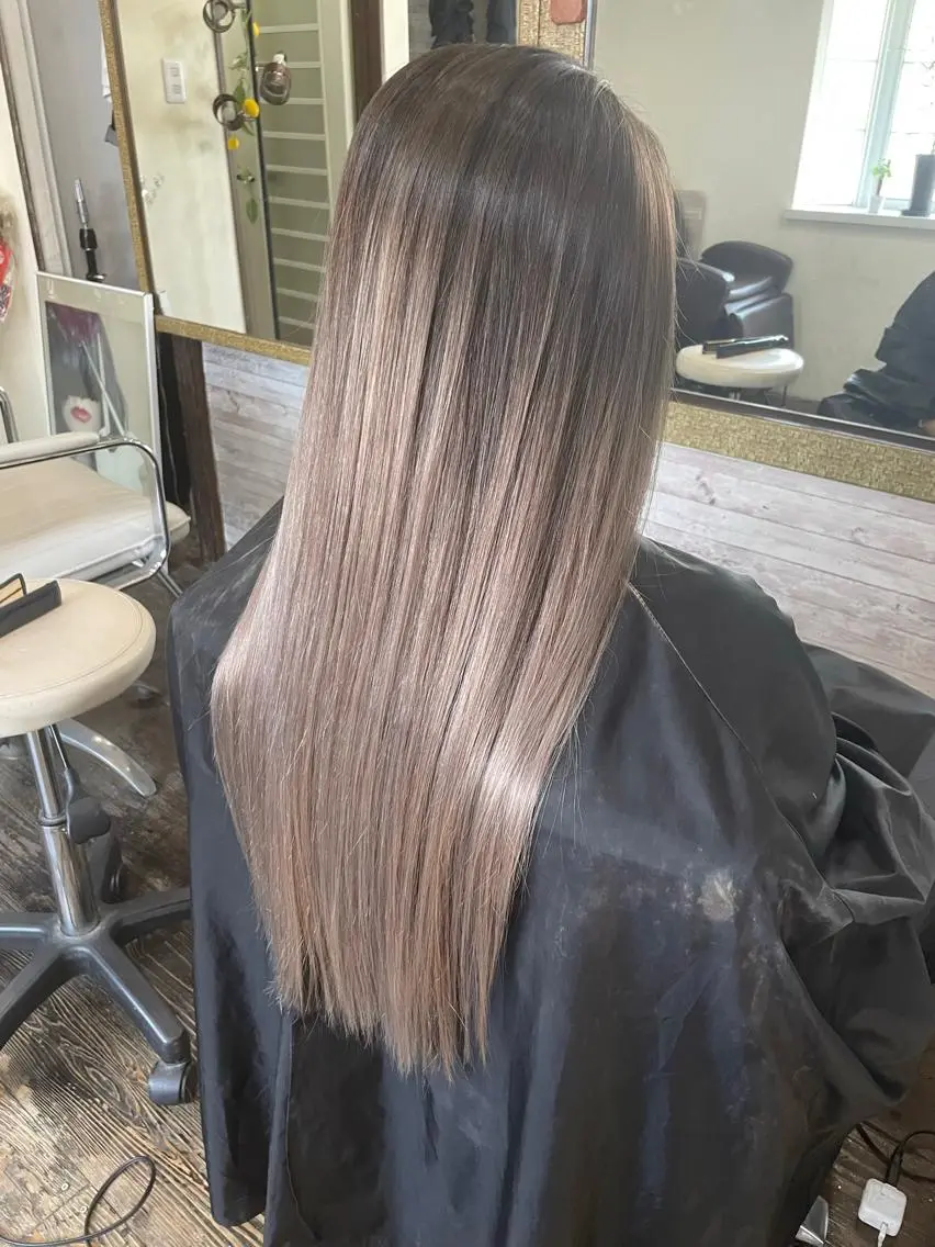 カラー ヘアカラー 渡辺 健太のヘアスタイル