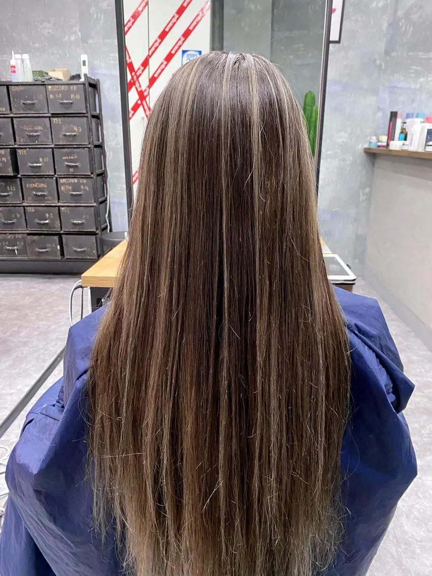ロング カラー 加藤 琢也のヘアスタイル