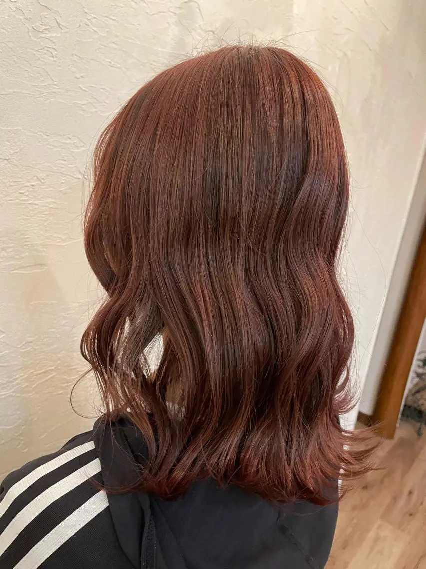 カラー 家下 愛梨のヘアスタイル
