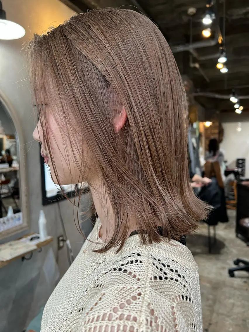ミディアム カラー ヘアカラー トリートメント ツキノキ ミナのヘアスタイル
