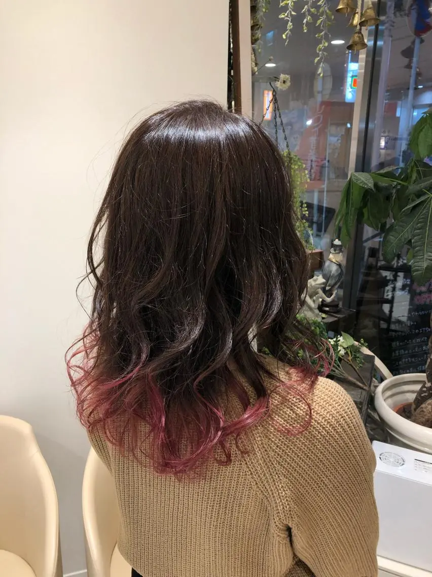ロング カラー グラデーションカラー Ash 本八幡のヘアスタイル