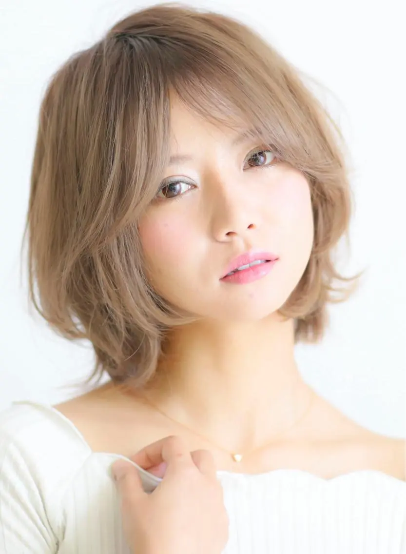 ショート カラー ベージュカラー 透明感カラー モテ髪透明感❤️ デイズヘアカラーのヘアスタイル