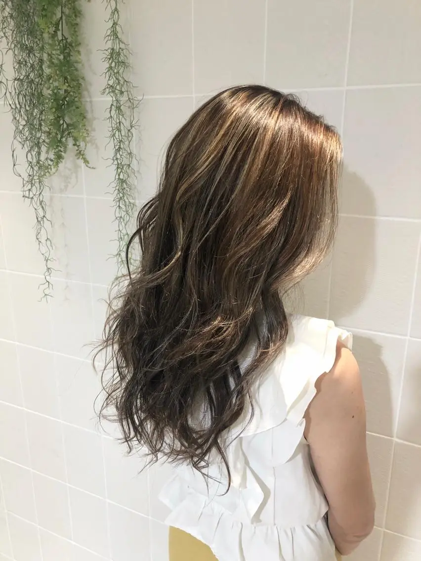 ロング カラー ヘアカラー まつげ兼任しもさこ 🌟レイヤー得意のヘアスタイル