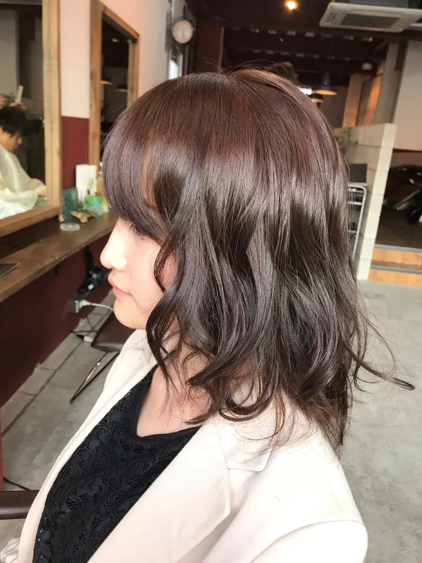 カラー レッドカラー 竹田 夏菜のヘアスタイル