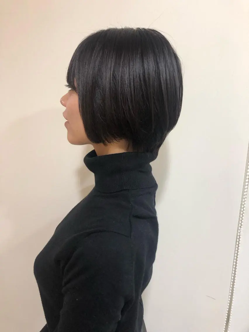ショート カット トリートメント MIOベージュカラー 柔らかいカラーのヘアスタイル