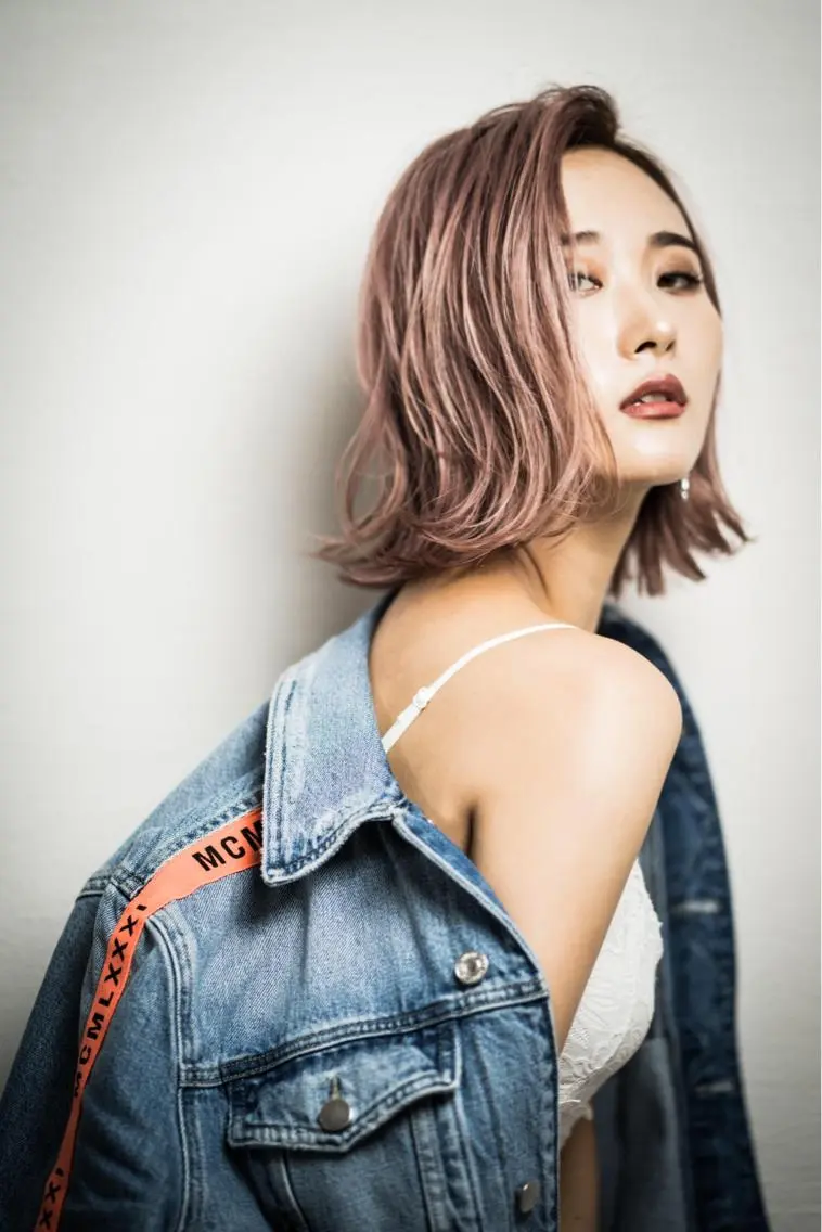 カラー アッシュ ピンクカラー ピンクアッシュ 松本 明日可のヘアスタイル