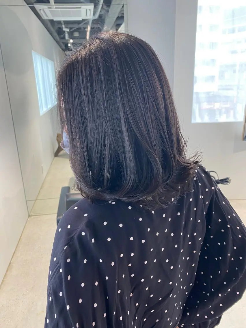 セミロング カラー グレージュ MUK ムクのヘアスタイル