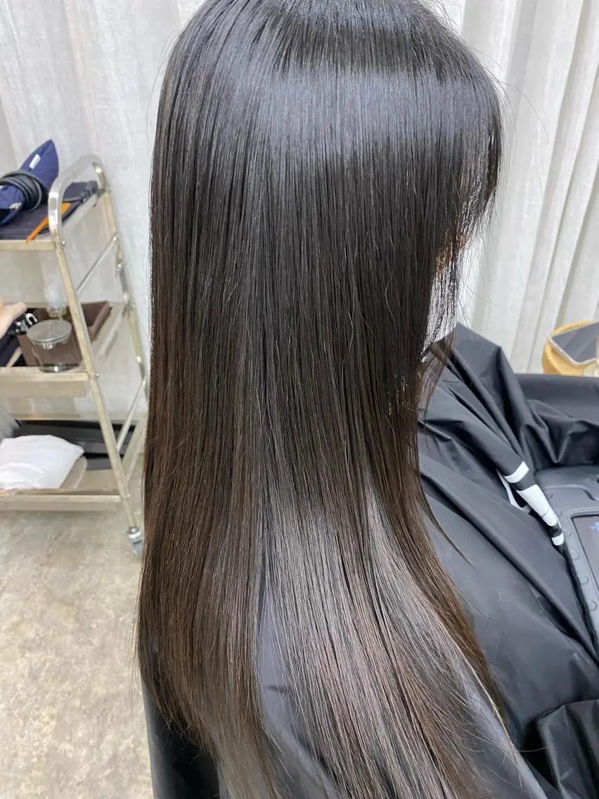 パーマ 縮毛矯正 KVELL ユナのヘアスタイル