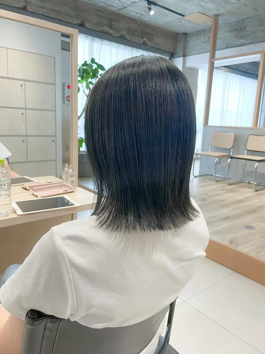 ミディアム カラー ブリーチ グレージュ ブリーチなしカラー ROUTE KOUTAのヘアスタイル