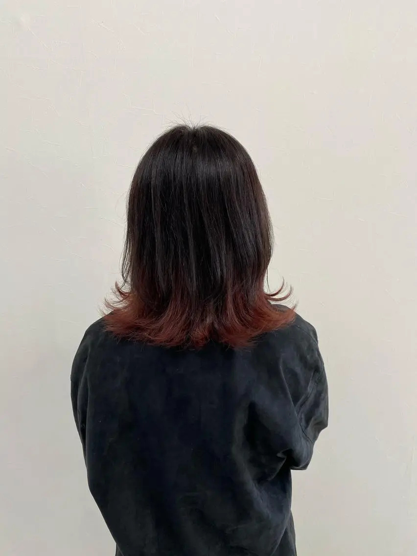 セミロング レイヤーカット KAITOH ATSUSHIのヘアスタイル