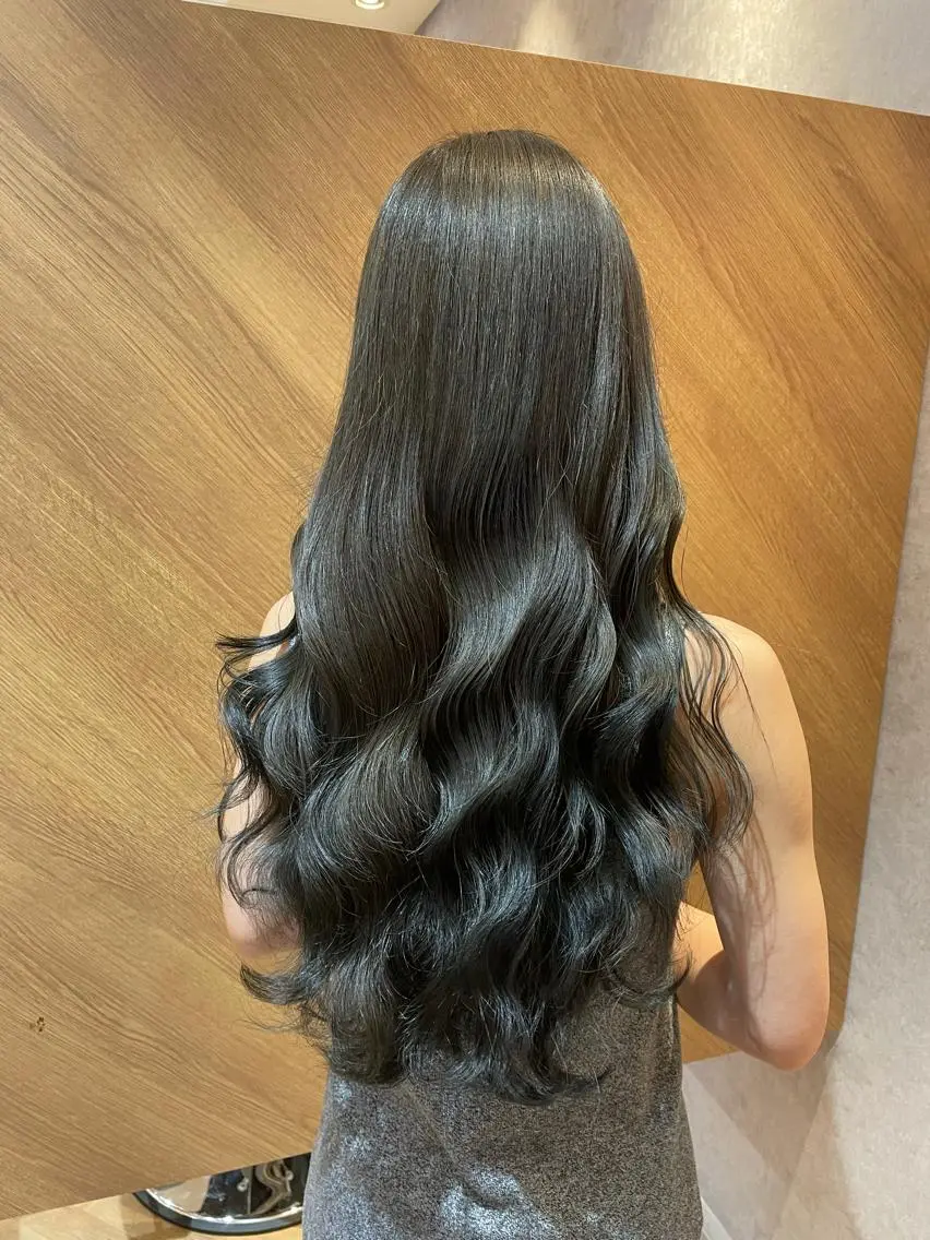 ロング 透明感カラー🇰🇷 レイヤー✨桑原　研太のヘアスタイル