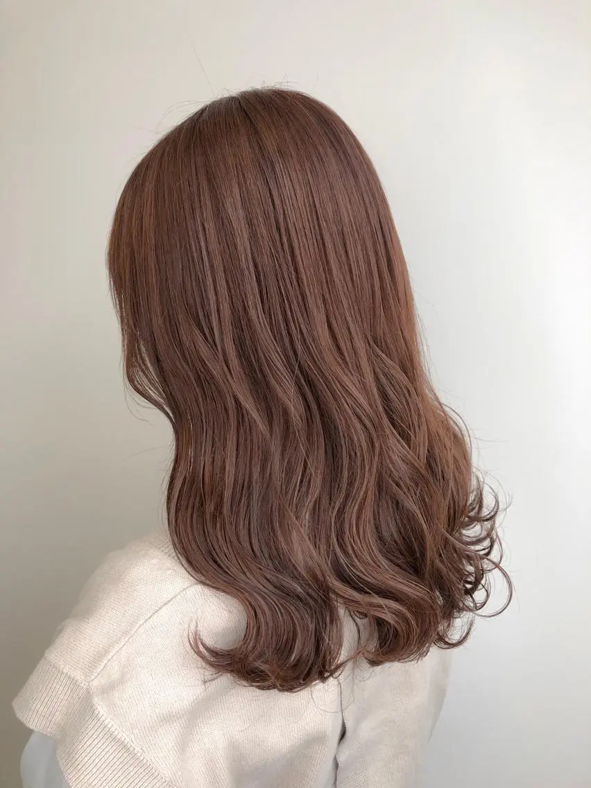 セミロング カラー ベージュカラー ブリーチ ケアブリーチ 【透明感、艶髪】西村 有司のヘアスタイル