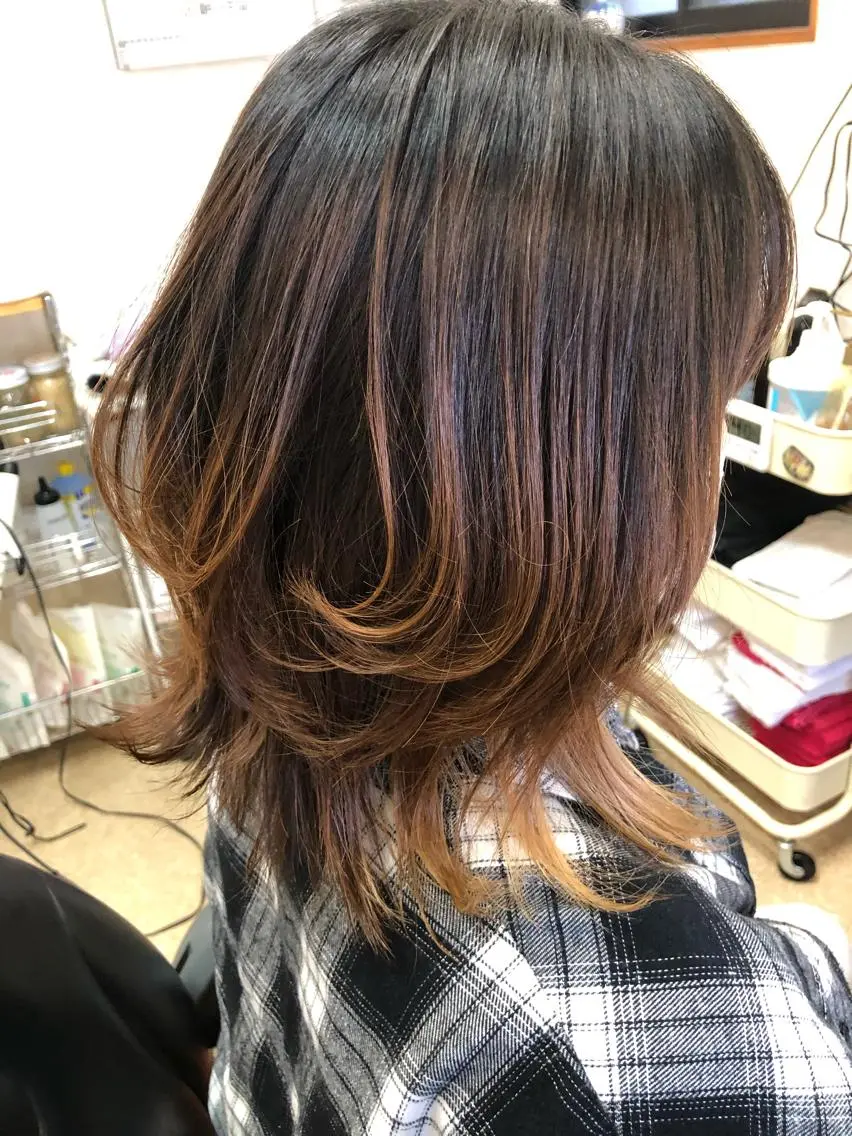 ミディアム 石塚 浩のヘアスタイル