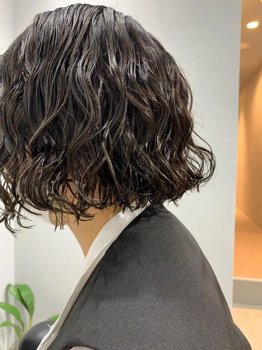 ショート パーマ ボブパーマコテ巻き風 パーマNo1深江秀平のヘアスタイル