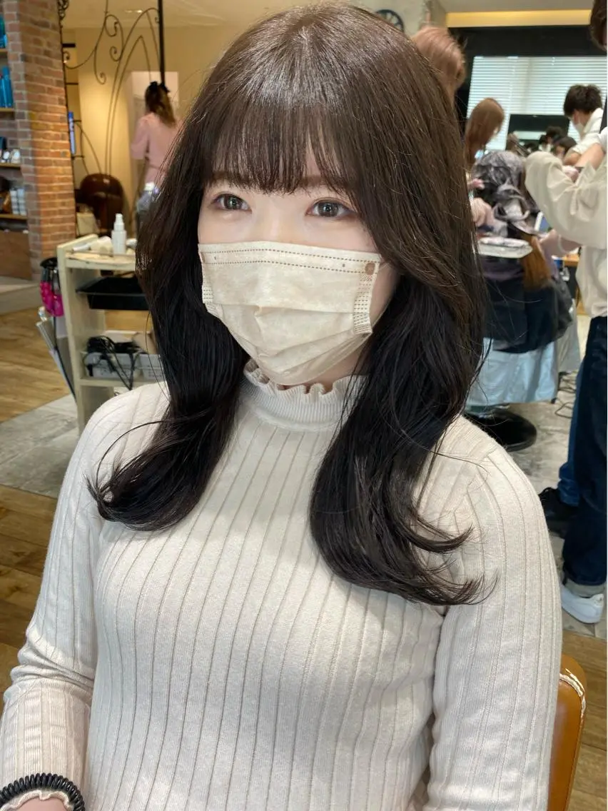 セミロング カラー ベージュカラー くびれヘア 顔周りカット レイヤーカット シースルーバング 顔周り/くびれヘア 韓国ヘア💕風間るなのヘアスタイル