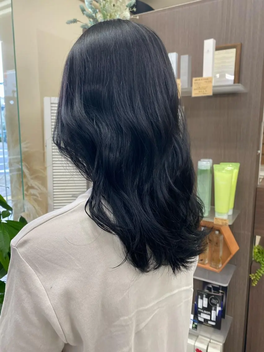 ロング ヘアカラー 月野涼風 /レイヤーカットのヘアスタイル