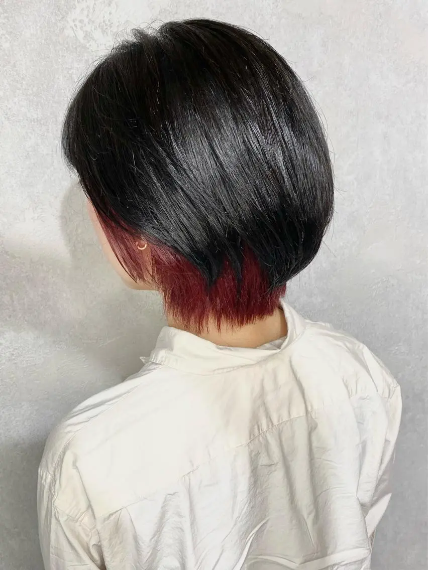 ショート カラー インナーカラー レッドカラー 🌾内山 龍介🌾のヘアスタイル