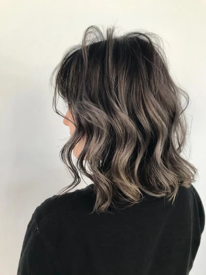 ミディアム カラー カット ヘアカラー トリートメント KOOKI スティードトーキョーのヘアスタイル