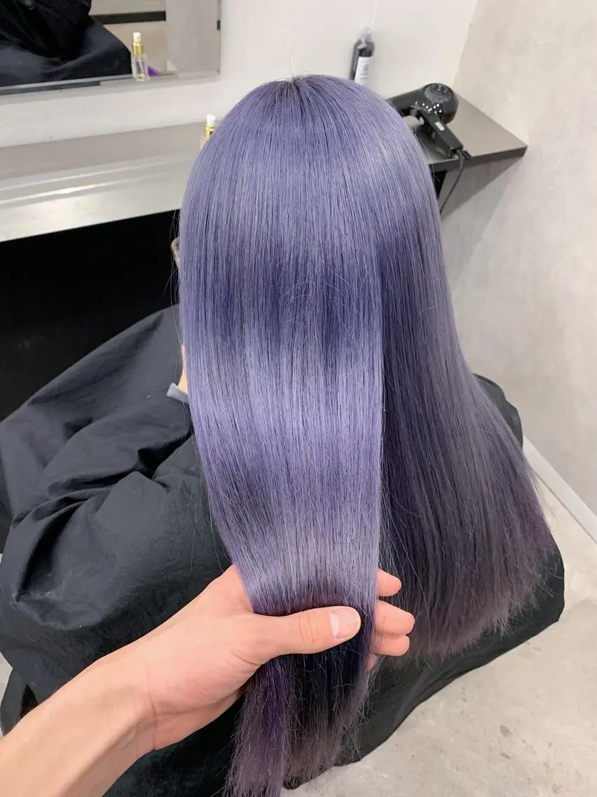 セミロング カラー 🦄ハイトーンカラー 🦄まるおしょうのヘアスタイル