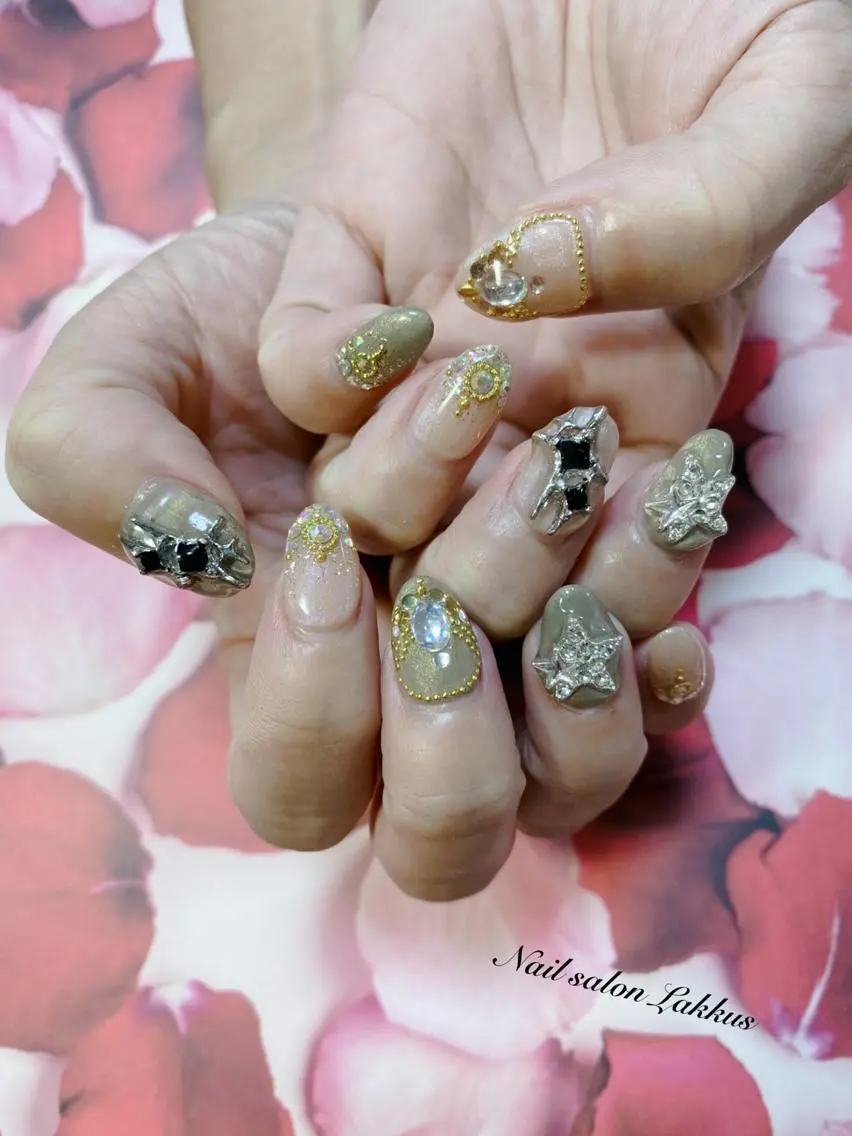 ネイル アートネイル 持ち込み Lakkus T－CHIのネイルデザイン