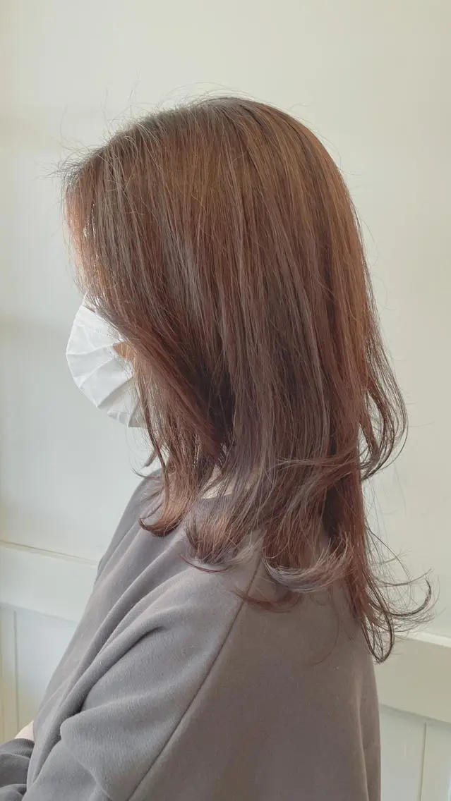ロング カラー ロングレイヤー レイヤーカット ロング 吉田 浩太郎のヘアスタイル