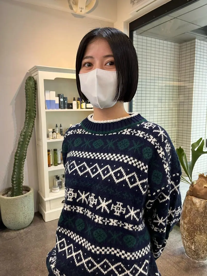 ショート ボブ 宮腰 瑠果のヘアスタイル