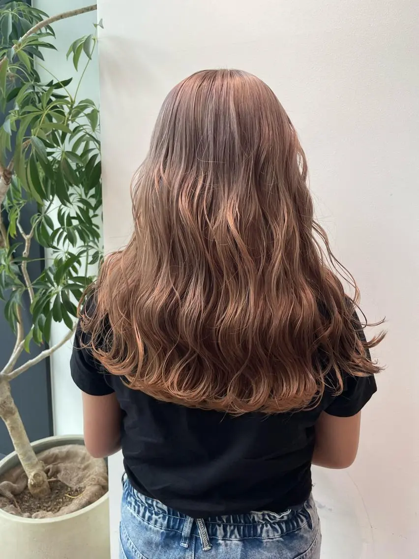 ロング カラー ブリーチ 透明感カラー カラーリスト/アイ リスト/牛込萌香🫧のヘアスタイル