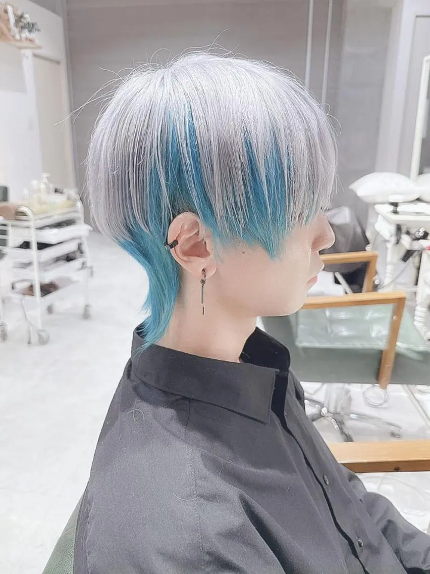 ショート カラー メンズ メンズブリーチ メンズハイトーン メンズインナーカラー マッシュウルフ マッシュ DAYS Men’sのヘアスタイル