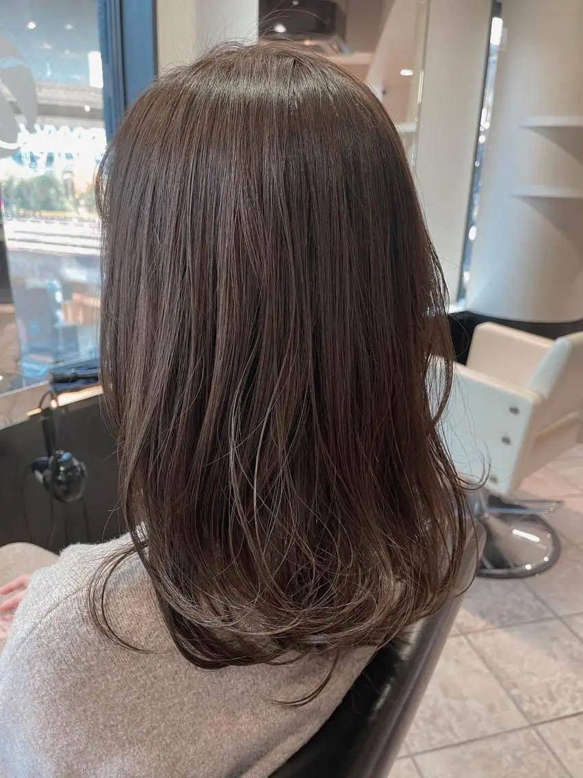 ミディアム カラー イルミナカラー 川崎 龍馬のヘアスタイル