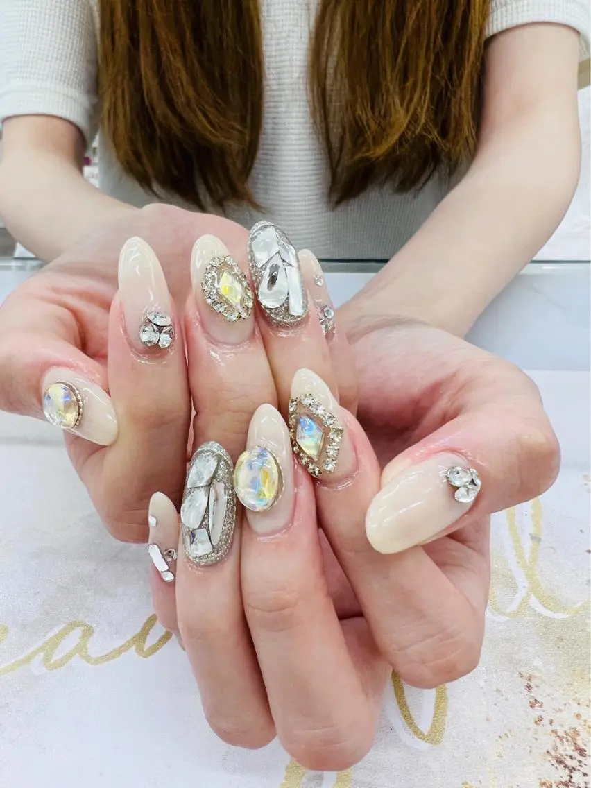 ネイル Romine アイラッシュ&ネイルのマツエク・マツパデザイン
