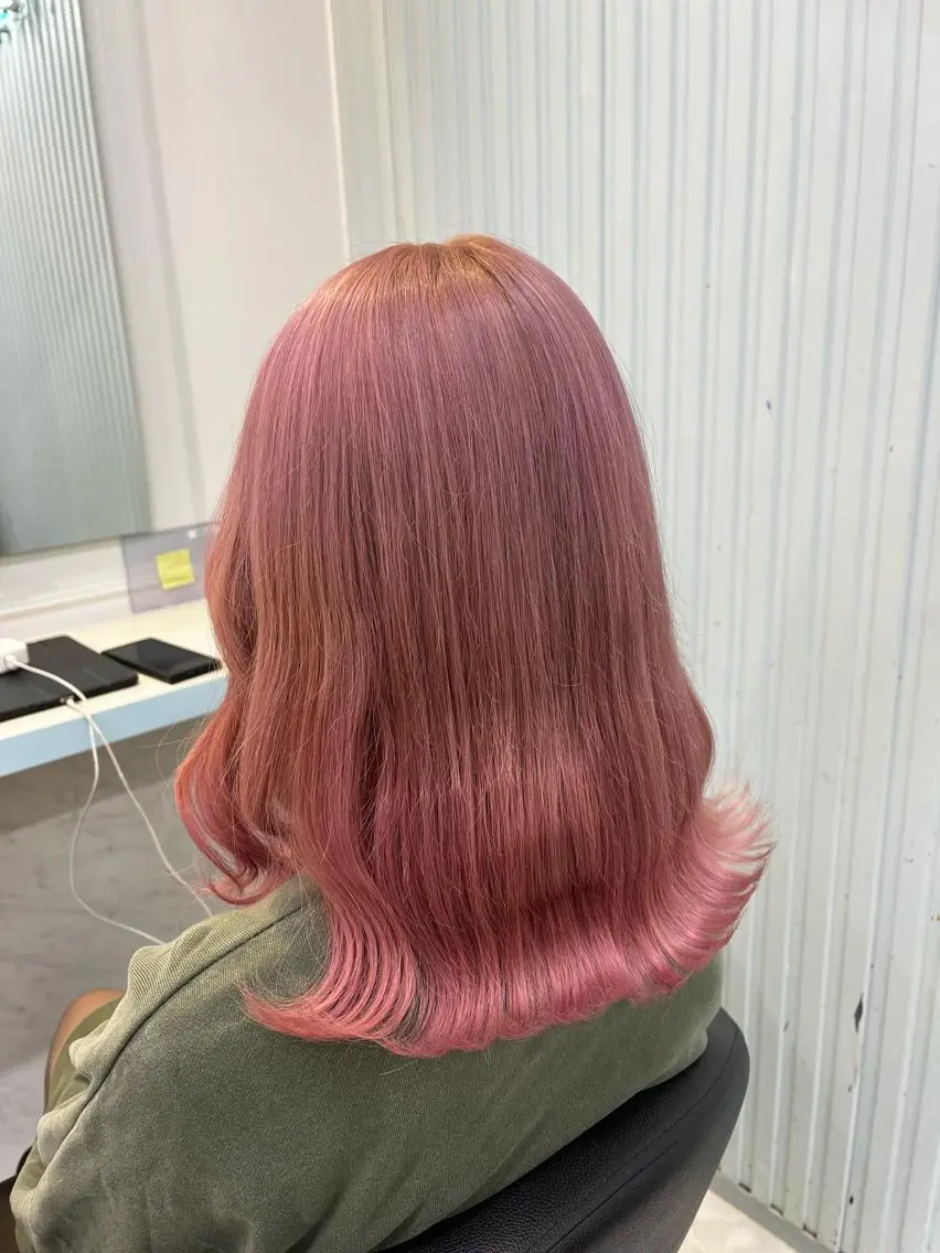 ミディアム カラー ヘアカラー ブリーチカラー 🩵MIZUKIのヘアスタイル