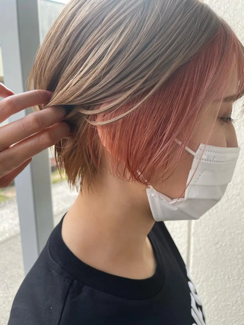ショート カラー ベージュカラー ブリーチ ケアブリーチ ダブルカラー インナーカラー インナーカラー 推し ブリーチ  髪質改善のヘアスタイル