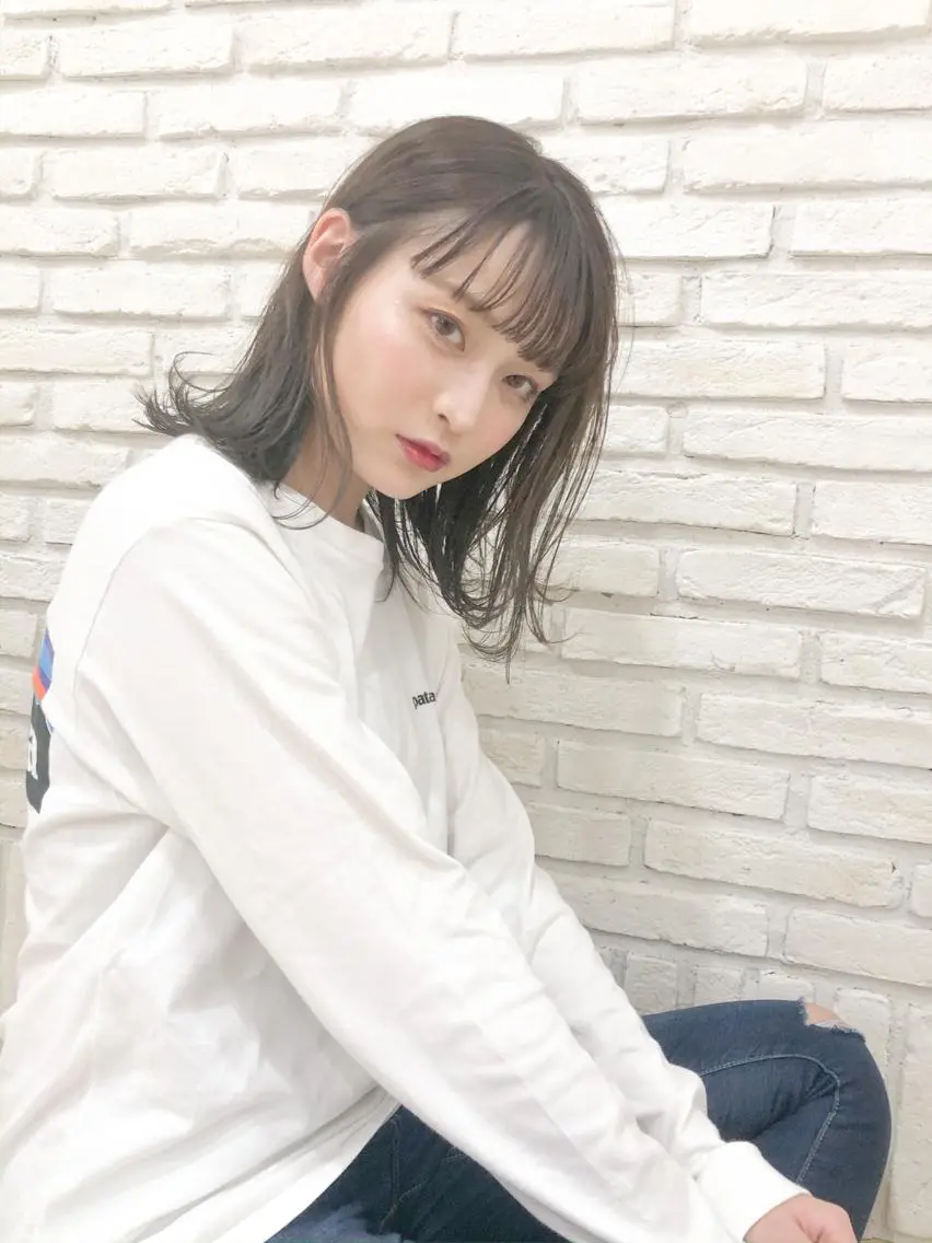 ミディアム カラー ｅｒｉ 🧴🫧のヘアスタイル