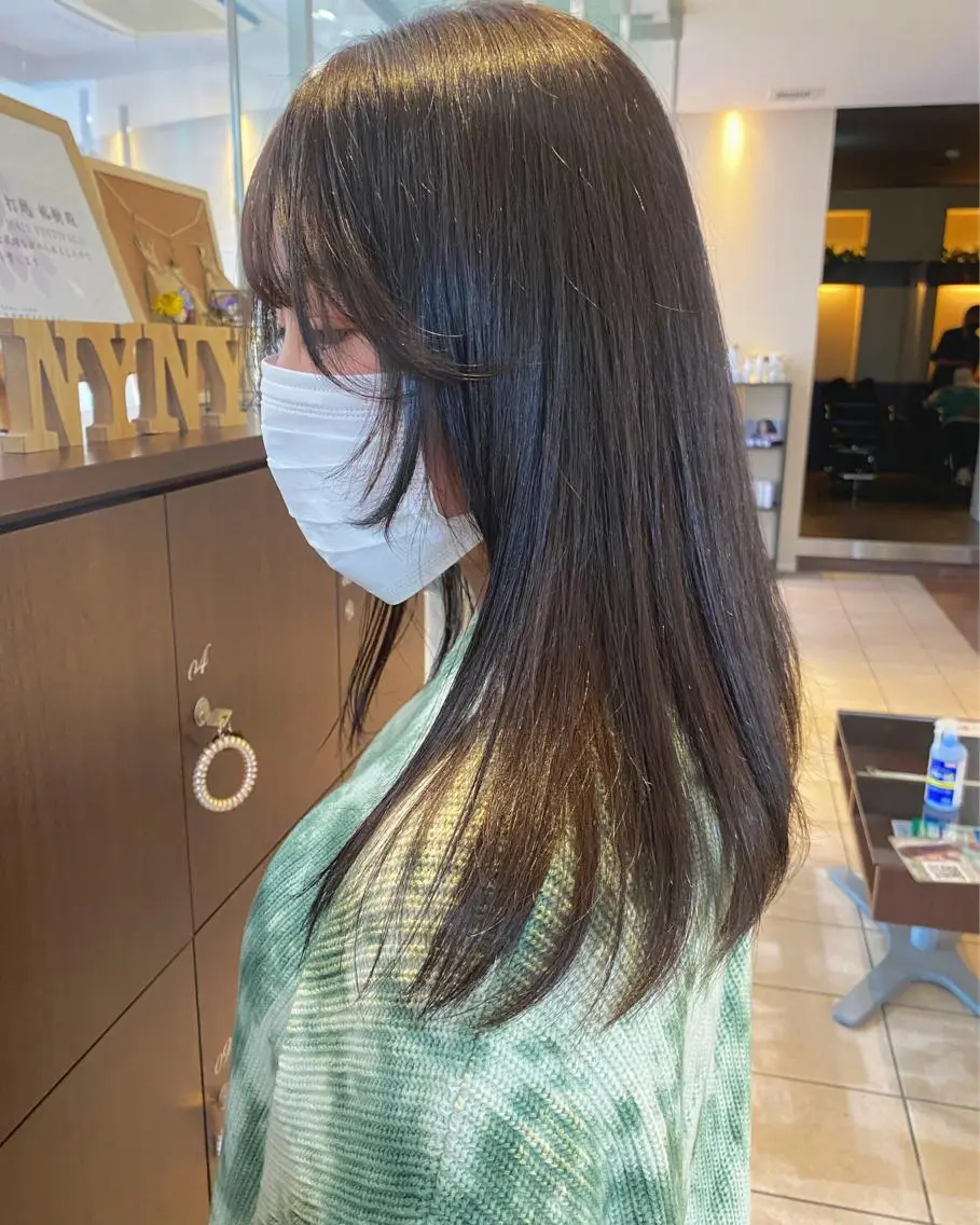 セミロング カラー ブリーチ ダークグレー ダークグレージュ グレージュ ブリーチなしカラー 髪質改善/艶カラー /EisoAkariのヘアスタイル