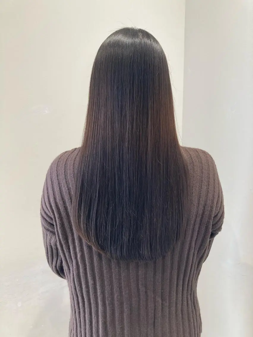 ロング カット 折本 沙織のヘアスタイル