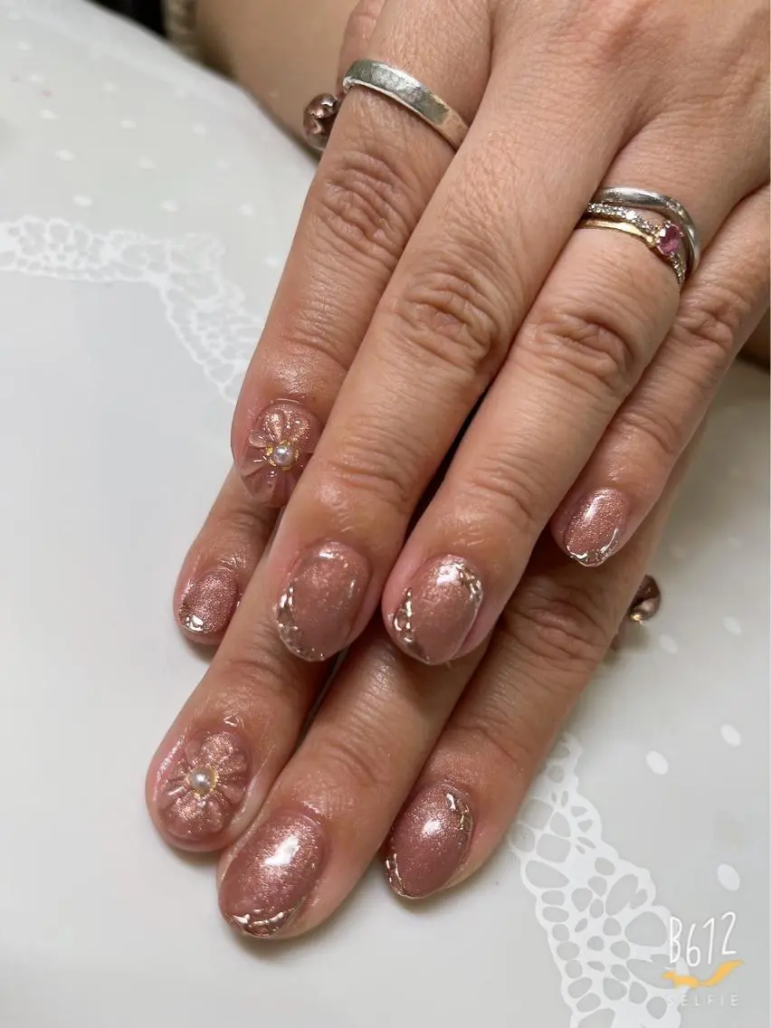 ショート ネイル ストーンネイル 《LB》ラブリエ Nail&eyeのマツエク・マツパデザイン